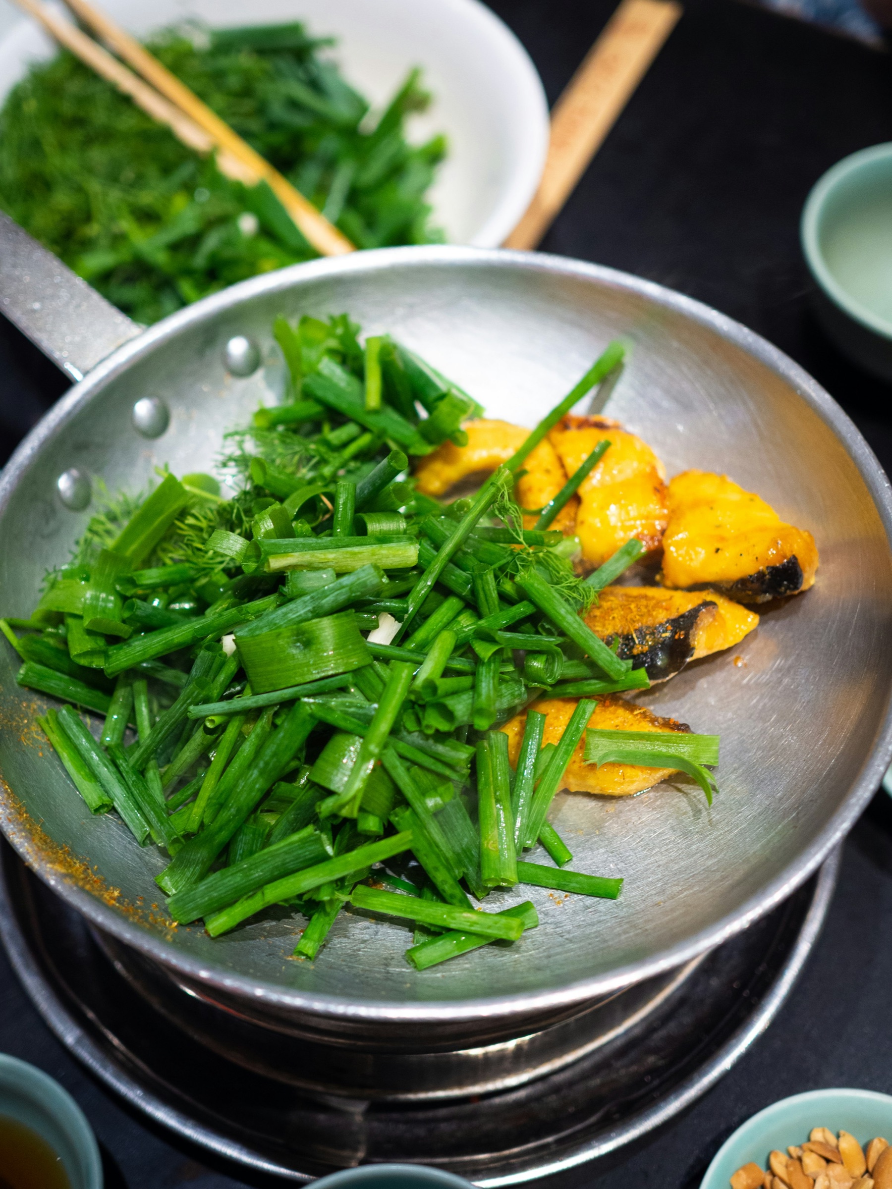 Chả cá la vọng — le plat à réchaud